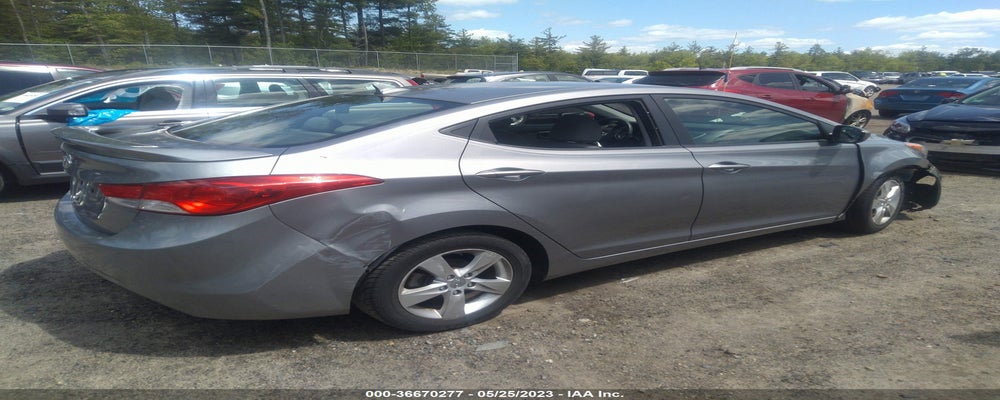 KMHDH4AE8BU139568 2011 HYUNDAI ELANTRA photo no. 4