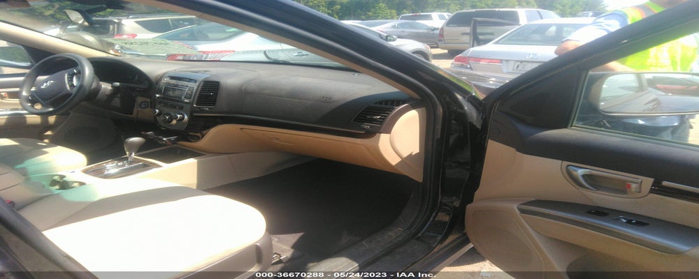 5NMSG3AB6AH381537 2010 HYUNDAI SANTA FE photo no. 5