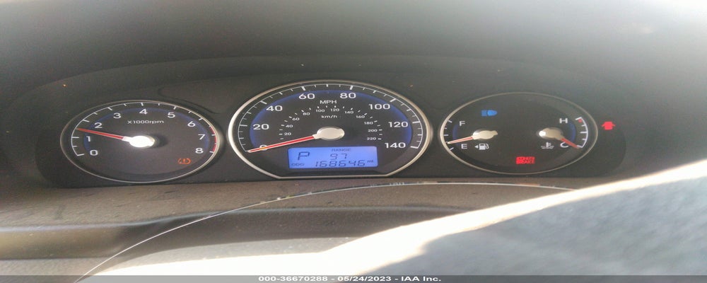 5NMSG3AB6AH381537 2010 HYUNDAI SANTA FE photo no. 7