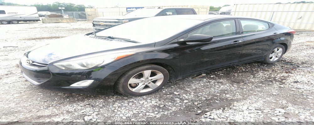 5NPDH4AE2DH453556 2013 HYUNDAI ELANTRA photo no. 2