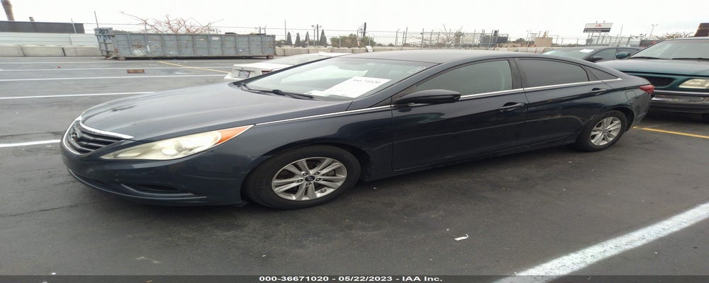 5NPEB4AC7BH044163 2011 HYUNDAI SONATA photo no. 2