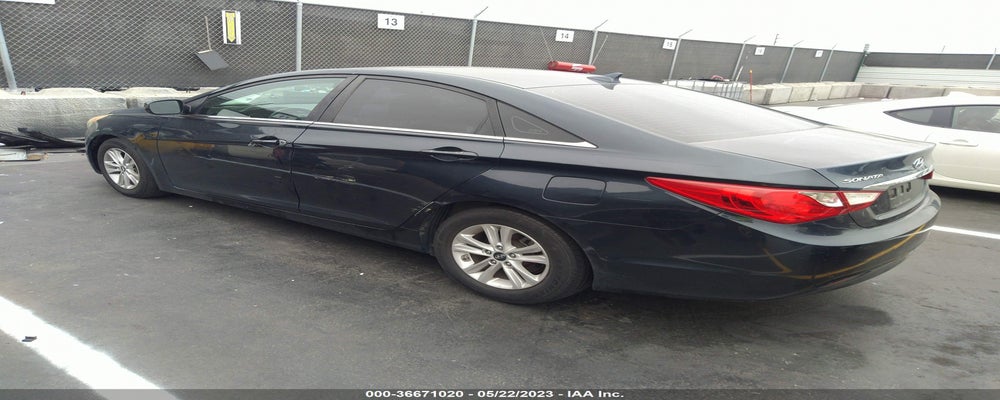 5NPEB4AC7BH044163 2011 HYUNDAI SONATA photo no. 3