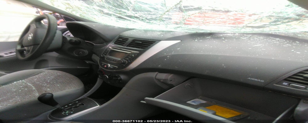 KMHCT5AE5HU307398 2017 HYUNDAI ACCENT photo no. 5