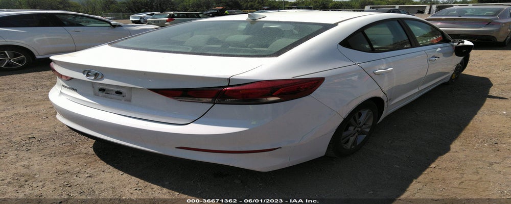 5NPD84LF1HH040586 2017 HYUNDAI ELANTRA photo no. 4
