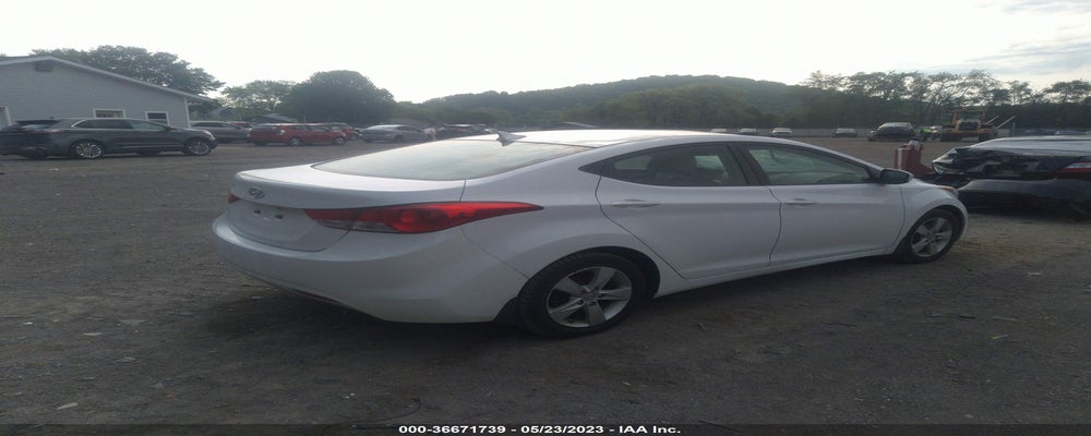 5NPDH4AEXDH249152 2013 HYUNDAI ELANTRA photo no. 4