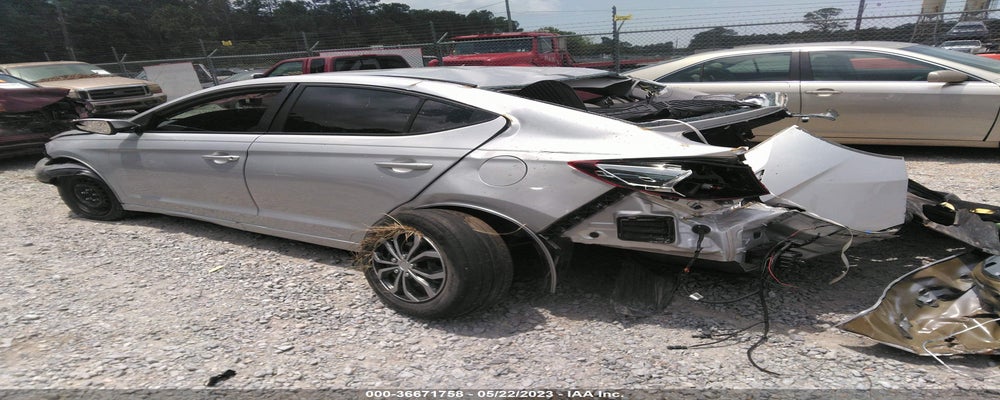 5NPD74LF6KH412496 2019 HYUNDAI ELANTRA photo no. 3