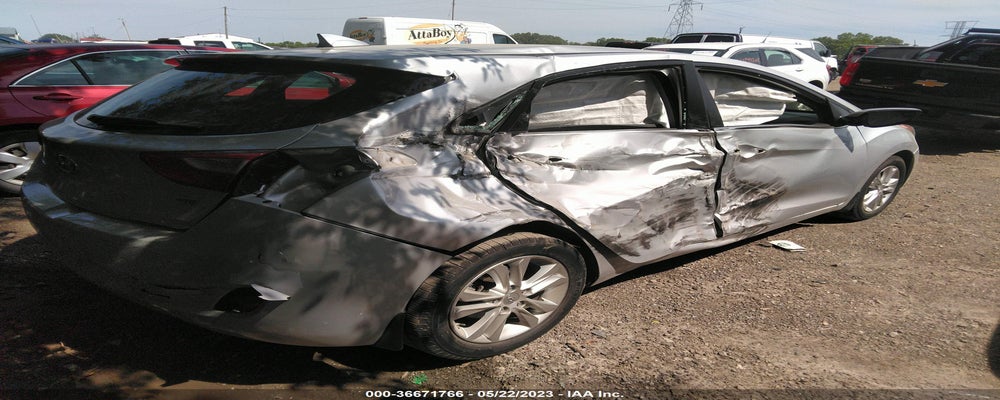 KMHD35LE1DU056164 2013 HYUNDAI ELANTRA GT photo no. 4