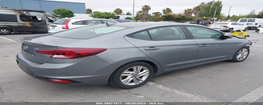 5NPD84LF5KH405603 2019 HYUNDAI ELANTRA photo no. 4