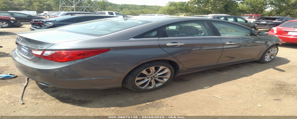5NPEC4AB6BH315993 2011 HYUNDAI SONATA photo no. 4