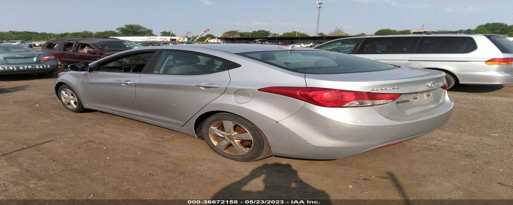 5NPDH4AE4DH390122 2013 HYUNDAI ELANTRA photo no. 3