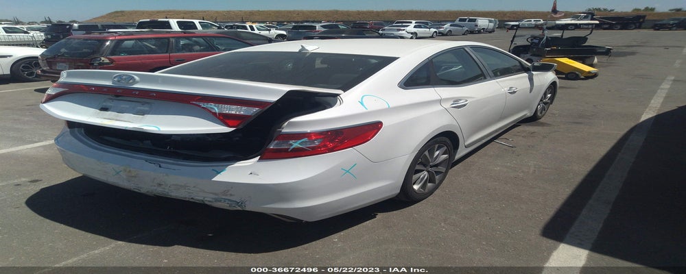 KMHFG4JG2GA501139 2016 HYUNDAI AZERA photo no. 4