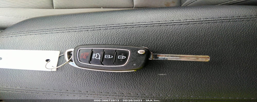 5XYZUDLB7HG387880 2017 HYUNDAI SANTA FE SPORT photo no. 11