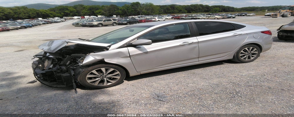 KMHCT4AE7HU330093 2017 HYUNDAI ACCENT photo no. 2