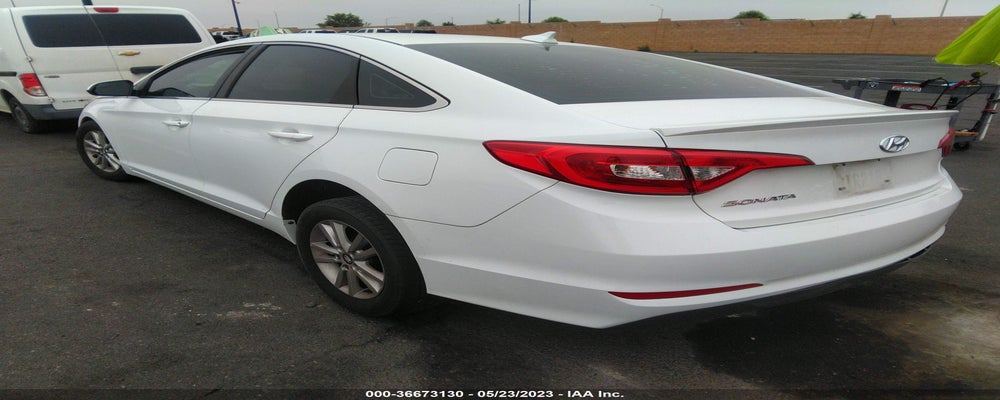 5NPE24AF0HH565048 2017 HYUNDAI SONATA photo no. 3
