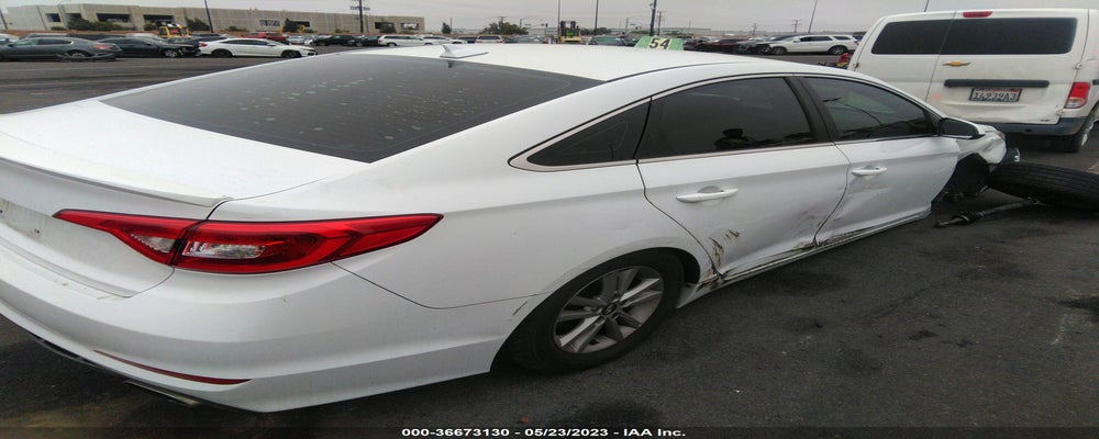 5NPE24AF0HH565048 2017 HYUNDAI SONATA photo no. 4