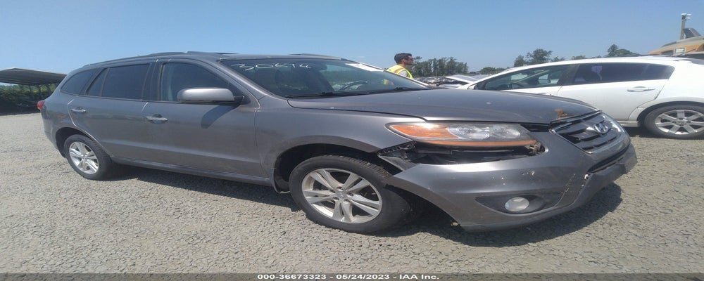 5XYZKDAG3BG044639 2011 HYUNDAI SANTA FE photo no. 2