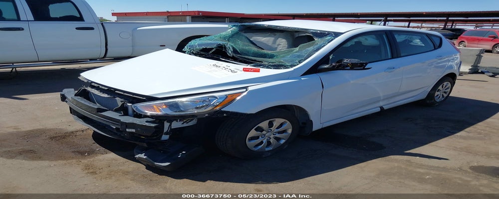 KMHCT5AE1HU335490 2017 HYUNDAI ACCENT photo no. 2