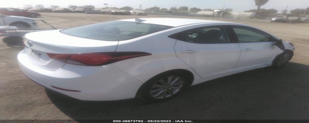 5NPDH4AEXEH485821 2014 HYUNDAI ELANTRA photo no. 4