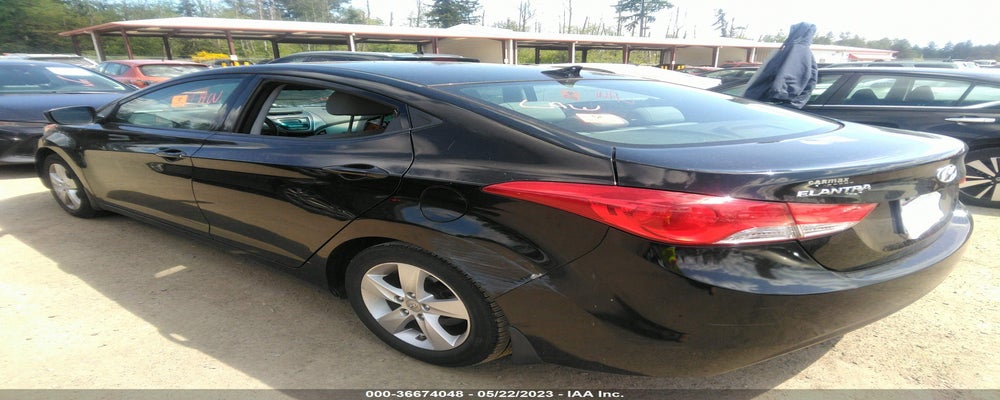 KMHDH4AE1DU889803 2013 HYUNDAI ELANTRA photo no. 3