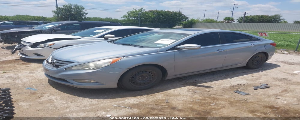 5NPEC4AC3BH136299 2011 HYUNDAI SONATA photo no. 2