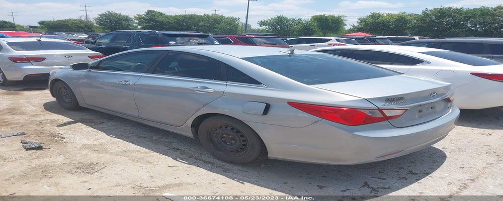 5NPEC4AC3BH136299 2011 HYUNDAI SONATA photo no. 3
