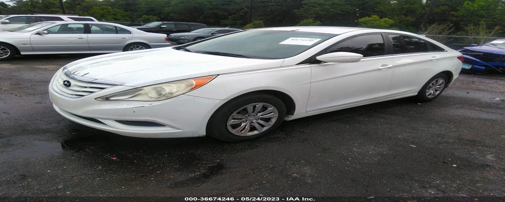 5NPEB4AC4BH164129 2011 HYUNDAI SONATA photo no. 2