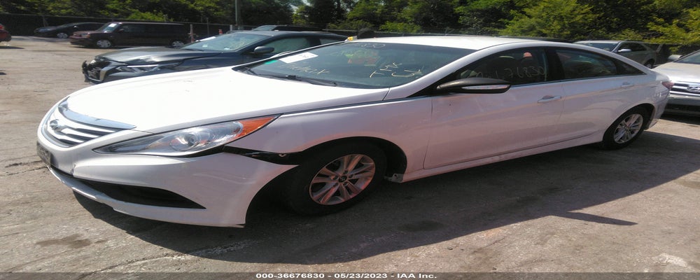 5NPEB4AC4EH826425 2014 HYUNDAI SONATA photo no. 2
