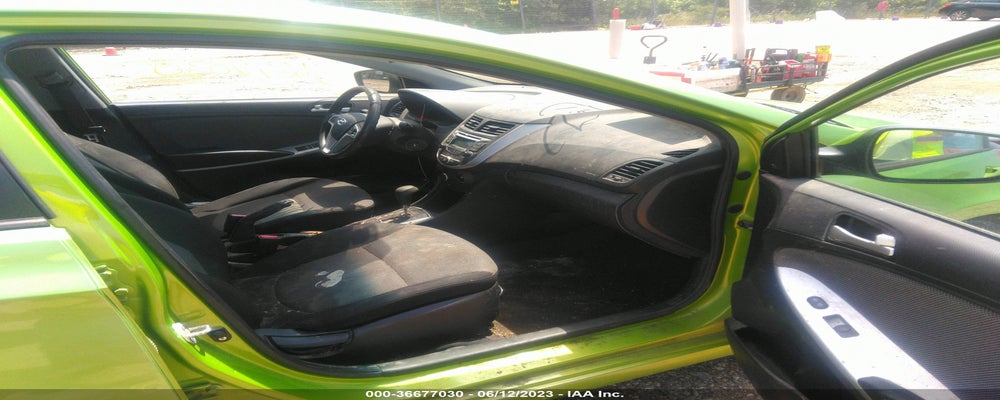 KMHCT5AE9CU045068 2012 HYUNDAI ACCENT photo no. 5