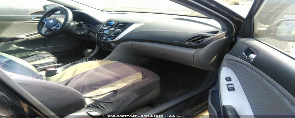 KMHCU4AEXDU316258 2013 HYUNDAI ACCENT photo no. 5