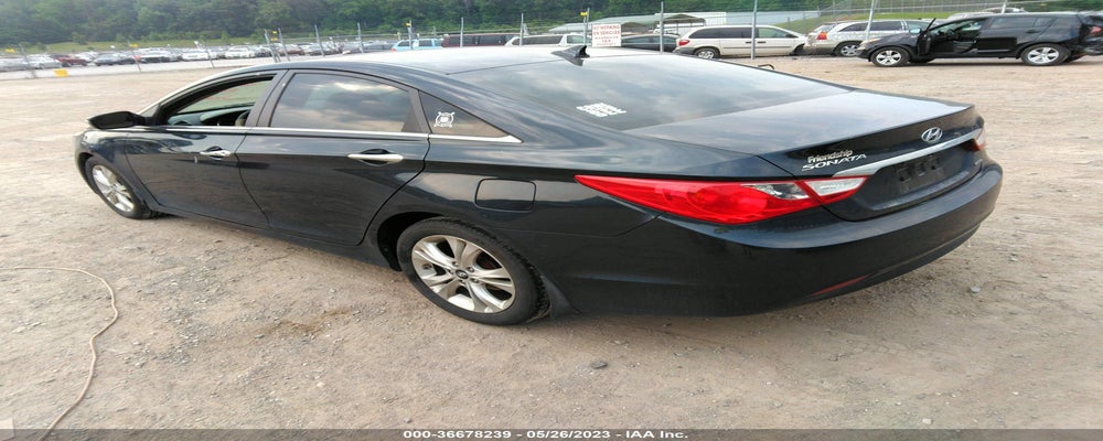 5NPEC4AC1BH124488 2011 HYUNDAI SONATA photo no. 3