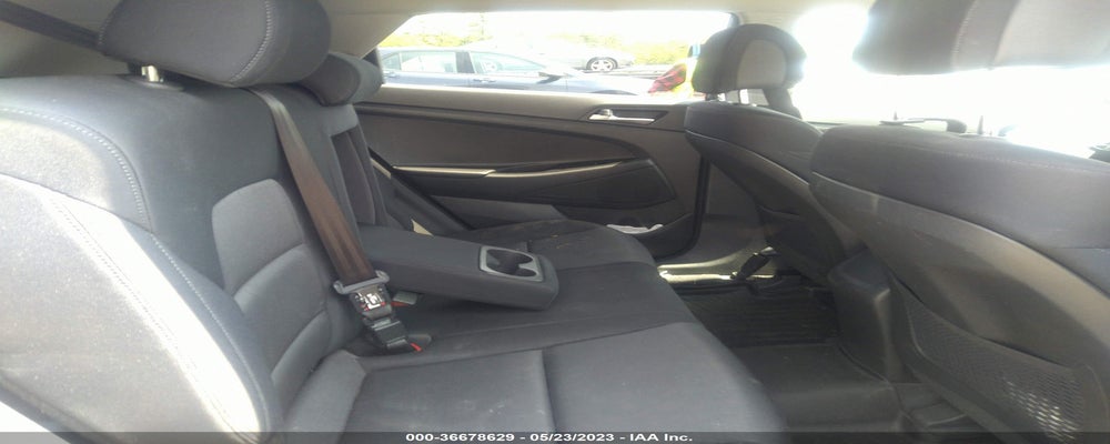KM8J3CA2XGU191700 2016 HYUNDAI TUCSON photo no. 8