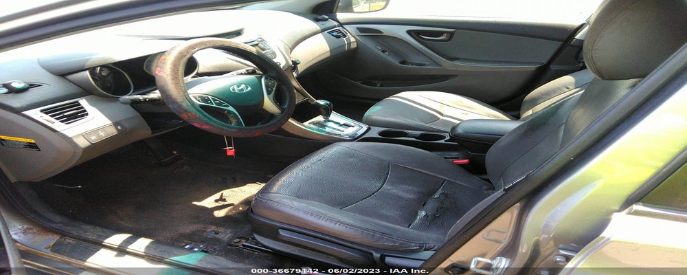 KMHDH4AE5CU300329 2012 HYUNDAI ELANTRA photo no. 5