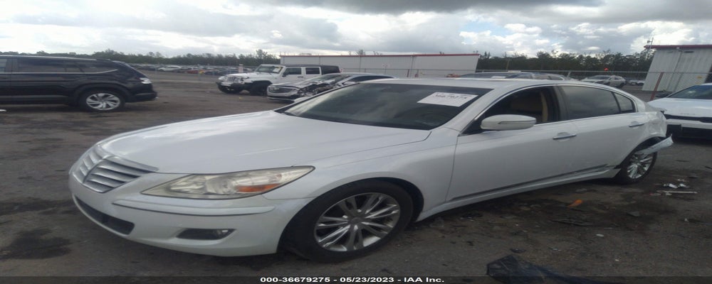 KMHGC4DF7BU135172 2011 HYUNDAI GENESIS photo no. 2