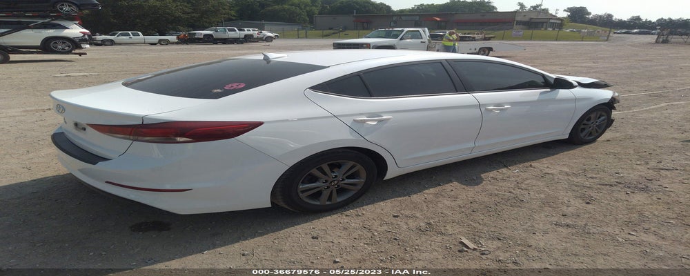 5NPD84LF9JH323923 2018 HYUNDAI ELANTRA photo no. 4