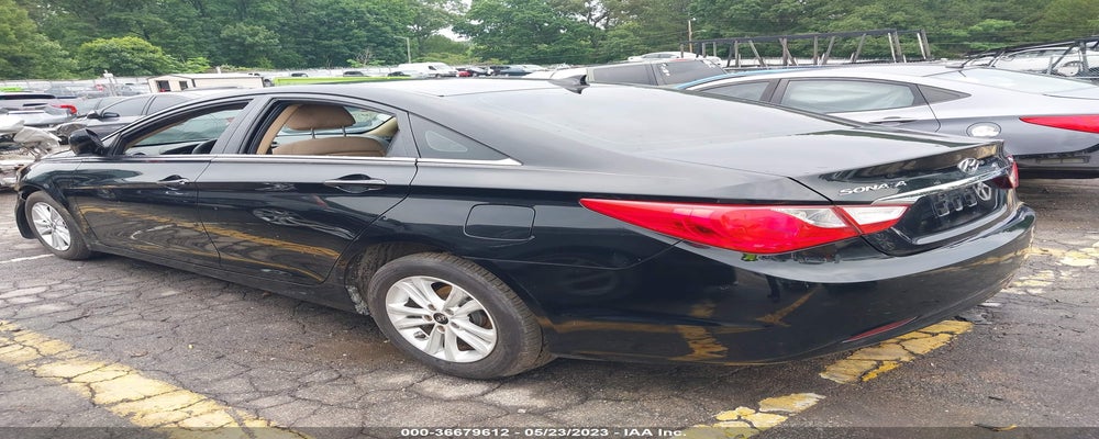 5NPEB4AC8DH550846 2013 HYUNDAI SONATA photo no. 3