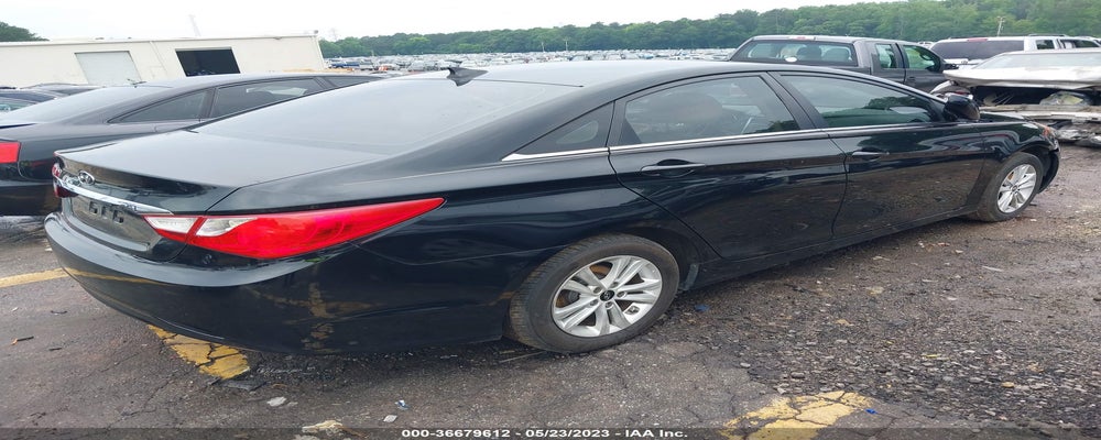 5NPEB4AC8DH550846 2013 HYUNDAI SONATA photo no. 4