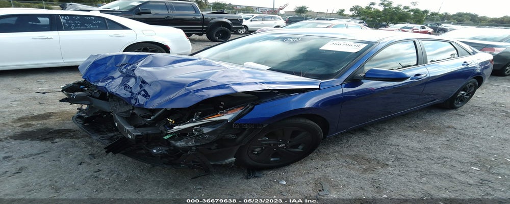 KMHLM4AG1PU375544 2023 HYUNDAI ELANTRA photo no. 2