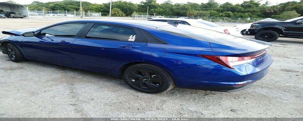 KMHLM4AG1PU375544 2023 HYUNDAI ELANTRA photo no. 3