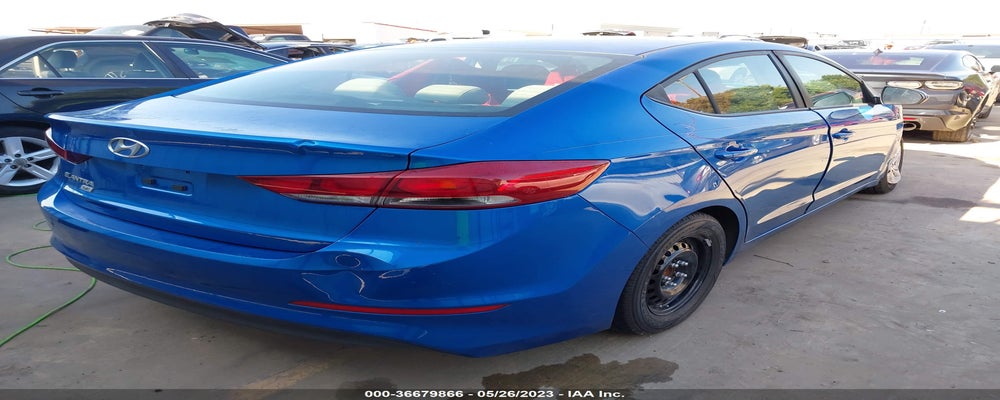 5NPD74LF3JH260644 2018 HYUNDAI ELANTRA photo no. 4