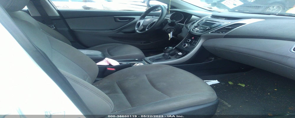 5NPDH4AE1GH748510 2016 HYUNDAI ELANTRA photo no. 5