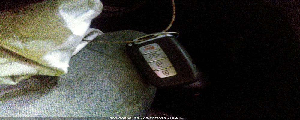 5NPEC4AC7BH134622 2011 HYUNDAI SONATA photo no. 11