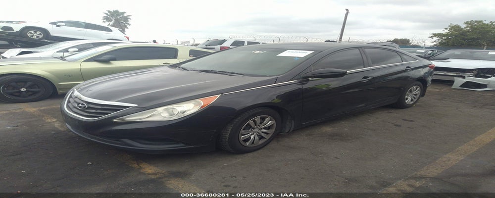 5NPEB4AC7BH112980 2011 HYUNDAI SONATA photo no. 2