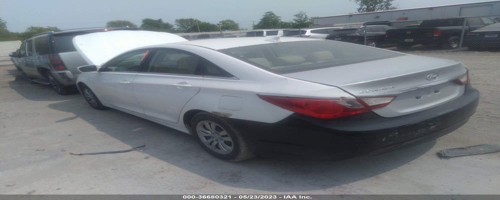 5NPEB4AC9BH086396 2011 HYUNDAI SONATA photo no. 3