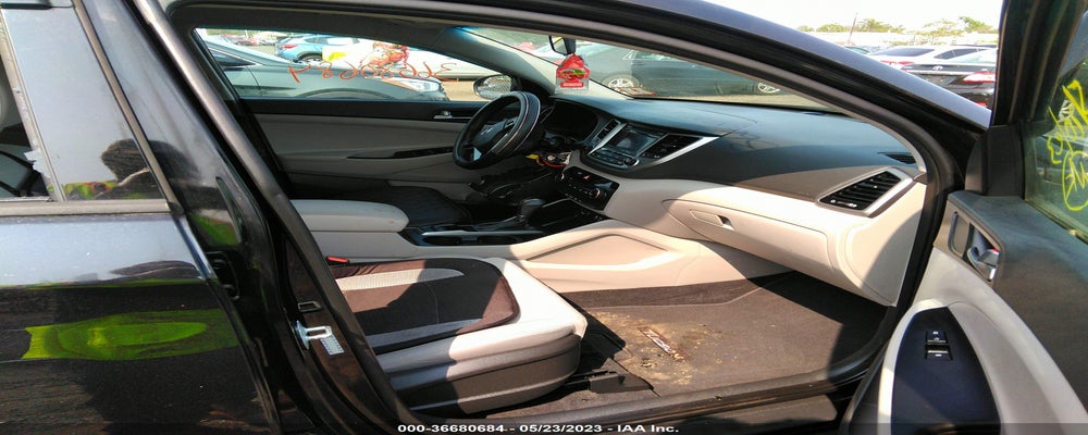 KM8J3CA42GU040495 2016 HYUNDAI TUCSON photo no. 5