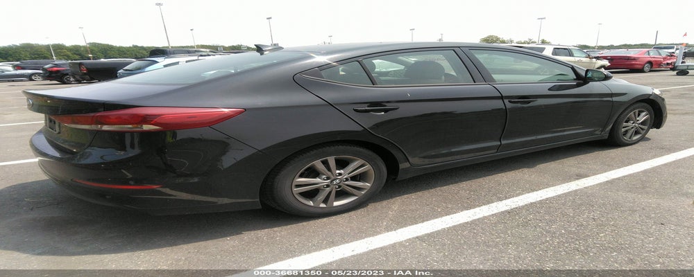 5NPD84LF7HH001579 2017 HYUNDAI ELANTRA photo no. 4