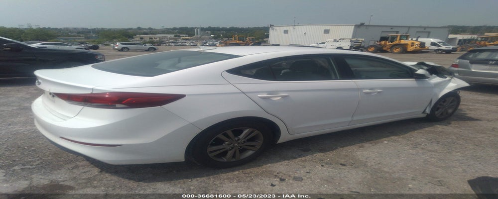 5NPD84LF0HH088502 2017 HYUNDAI ELANTRA photo no. 4