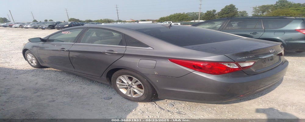 5NPEB4AC4BH255689 2011 HYUNDAI SONATA photo no. 3