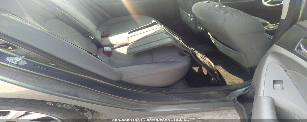5NPEB4AC4BH255689 2011 HYUNDAI SONATA photo no. 8