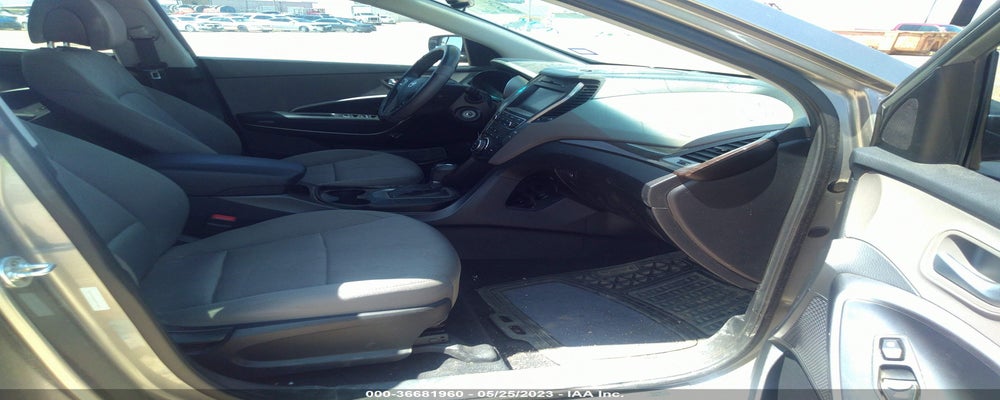 5XYZU3LBXHG415407 2017 HYUNDAI SANTA FE SPORT photo no. 5