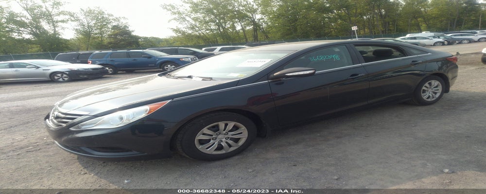 5NPEB4AC2BH149712 2011 HYUNDAI SONATA photo no. 2